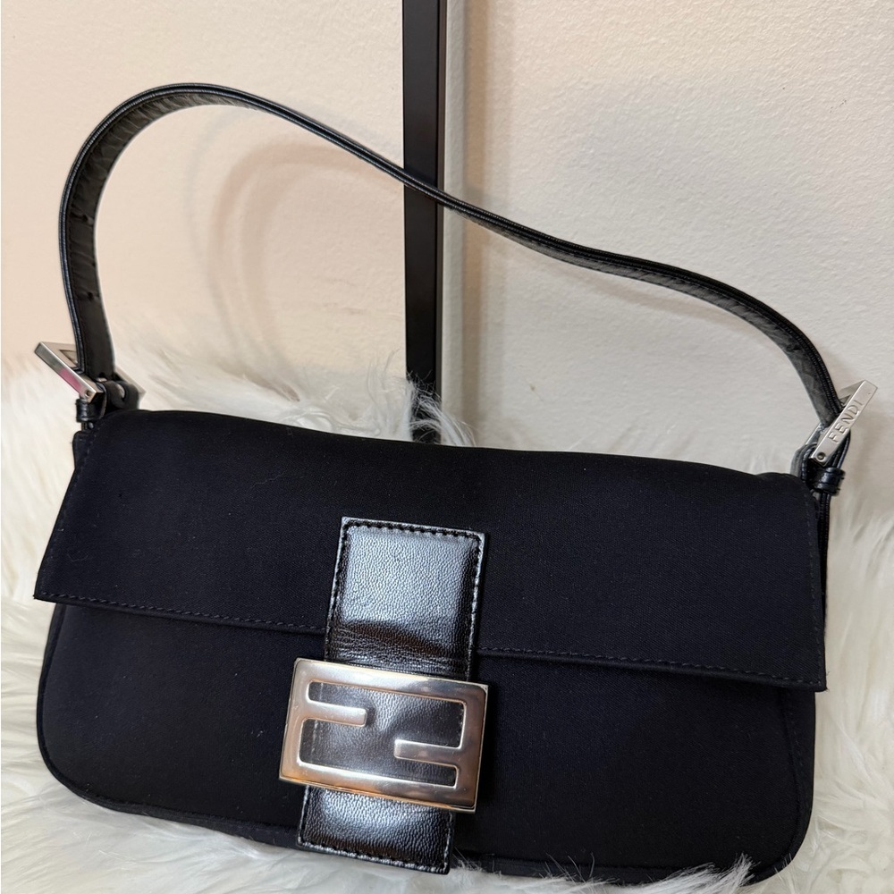 Vintage 00's Fendi Black Neoprene Baguette
Bag with Silver Accent. - Picture 3 of 16
